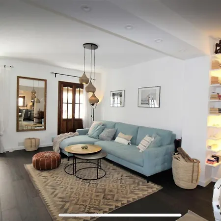 호텔 Cozy Townhouse Old Town